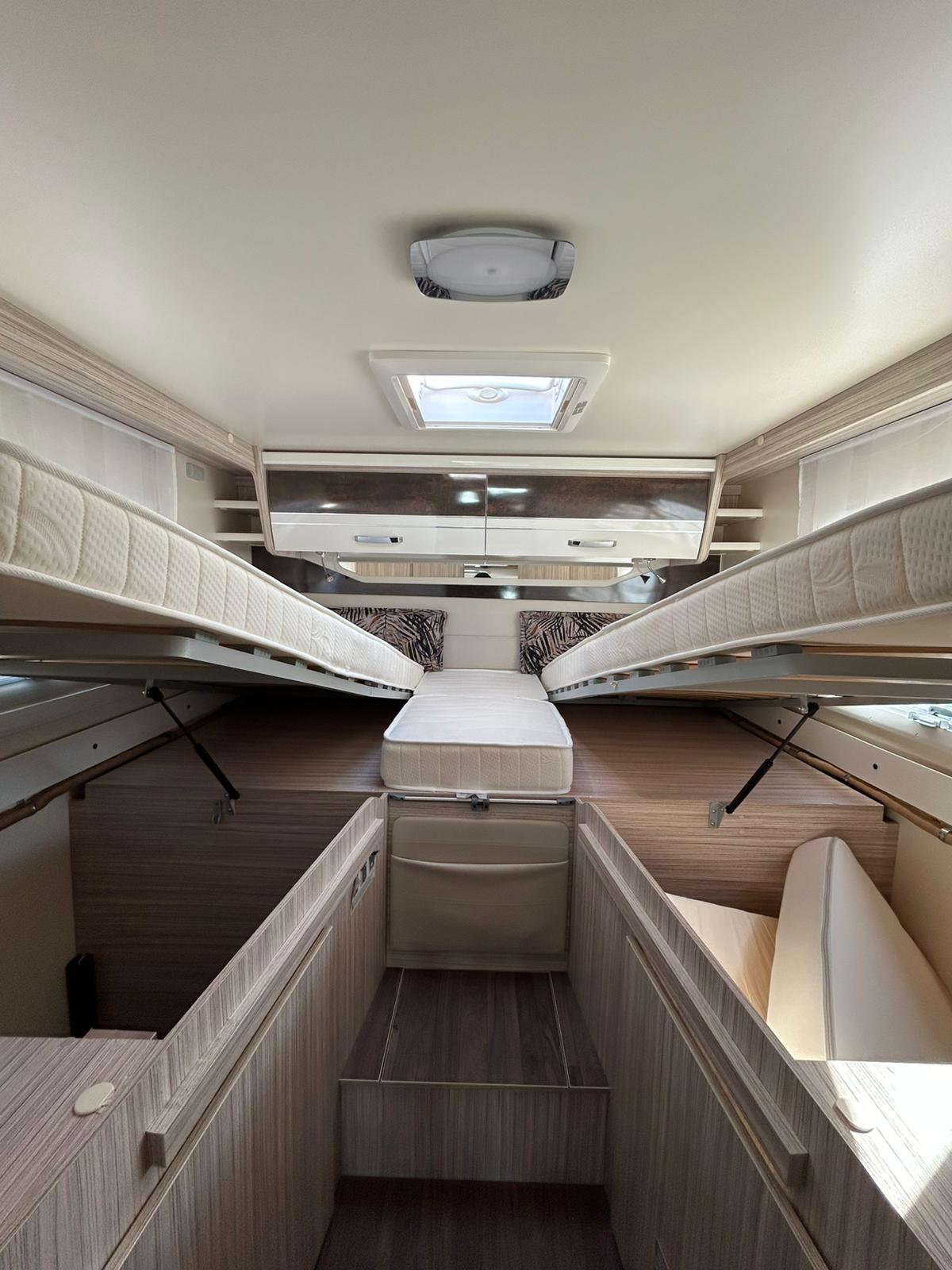 Elnagh magnum 530_camper motorhome (16)