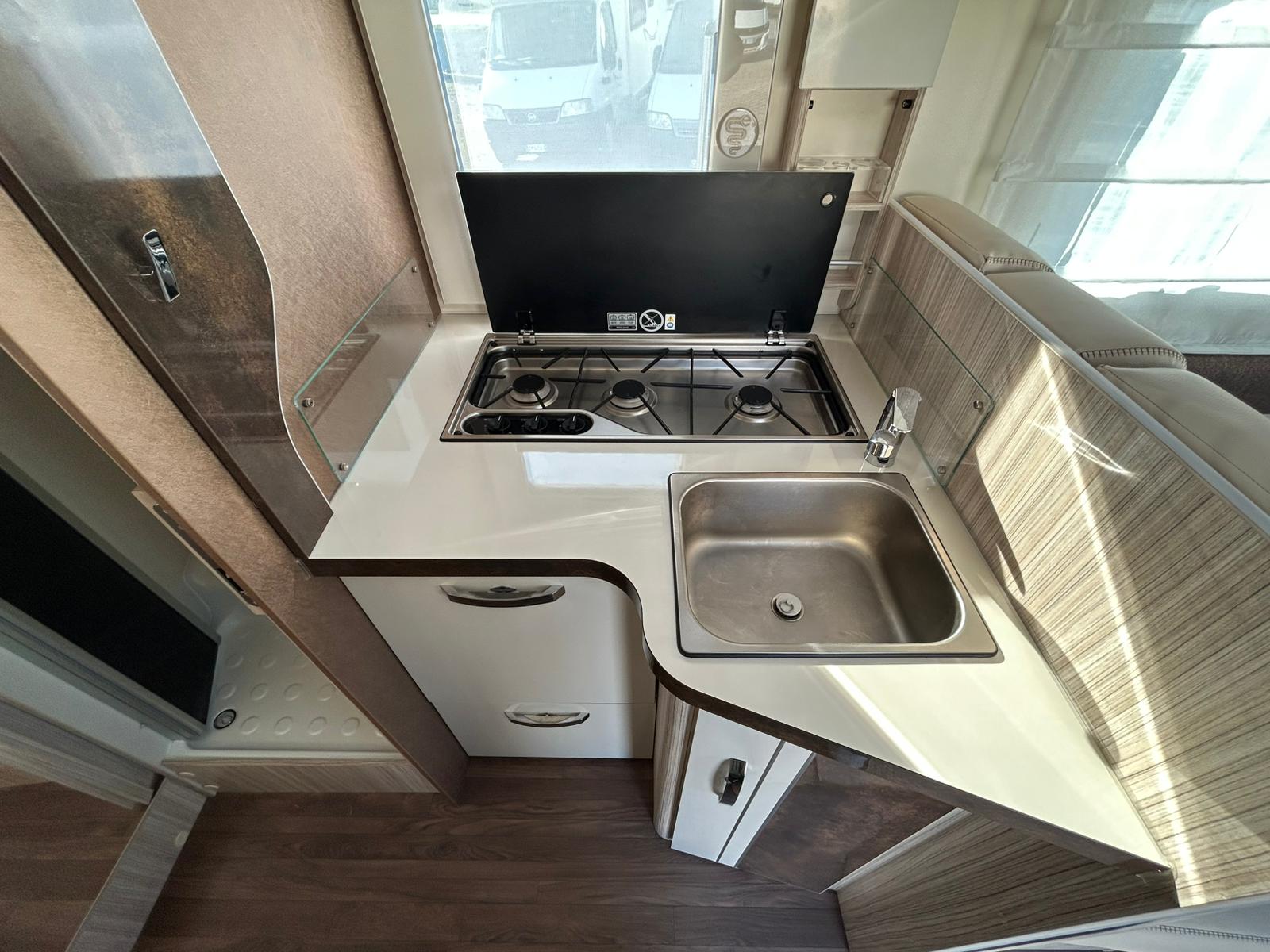 Elnagh magnum 530_camper motorhome (8)