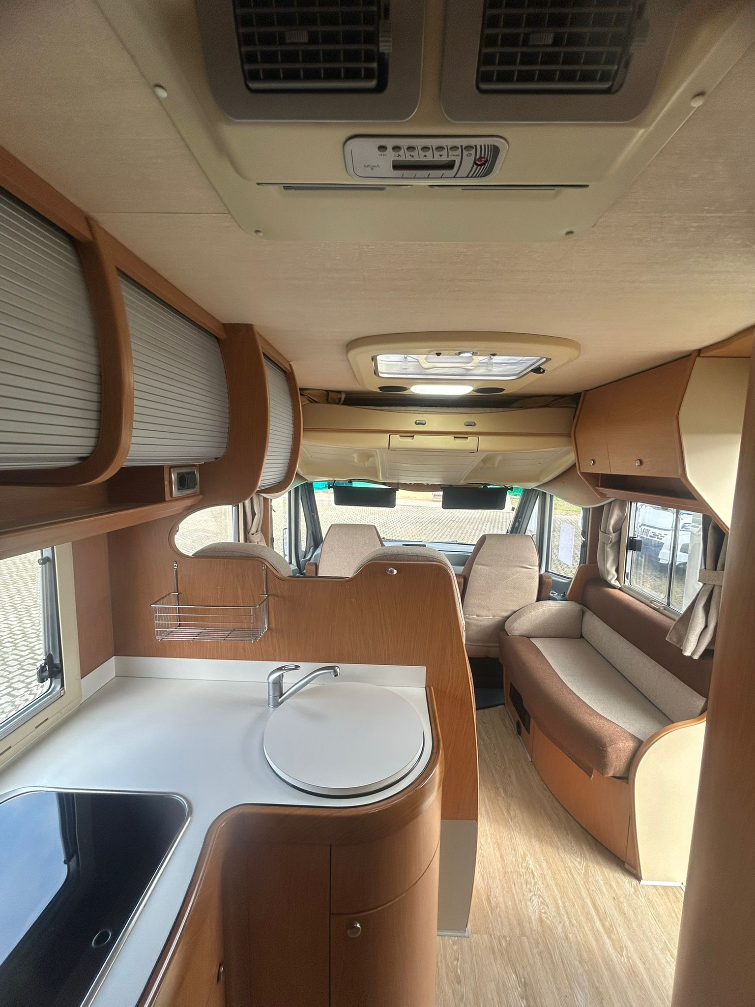 Laika Ecovip H722 (9)