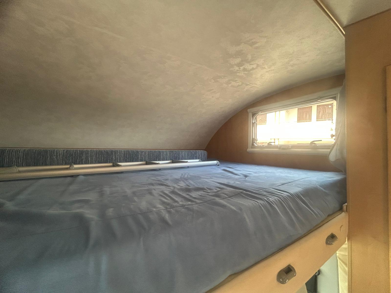 McLouis Lagan 211 (10)