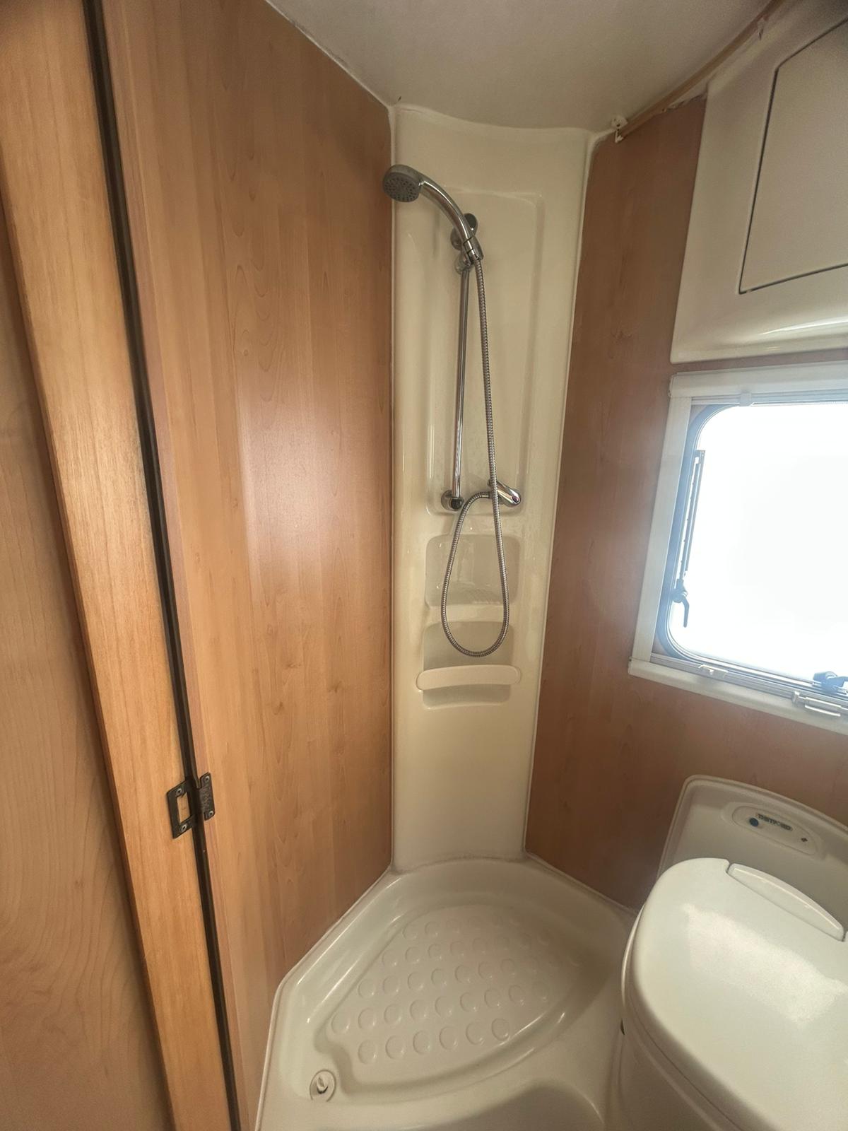 McLouis Lagan 211 (2)