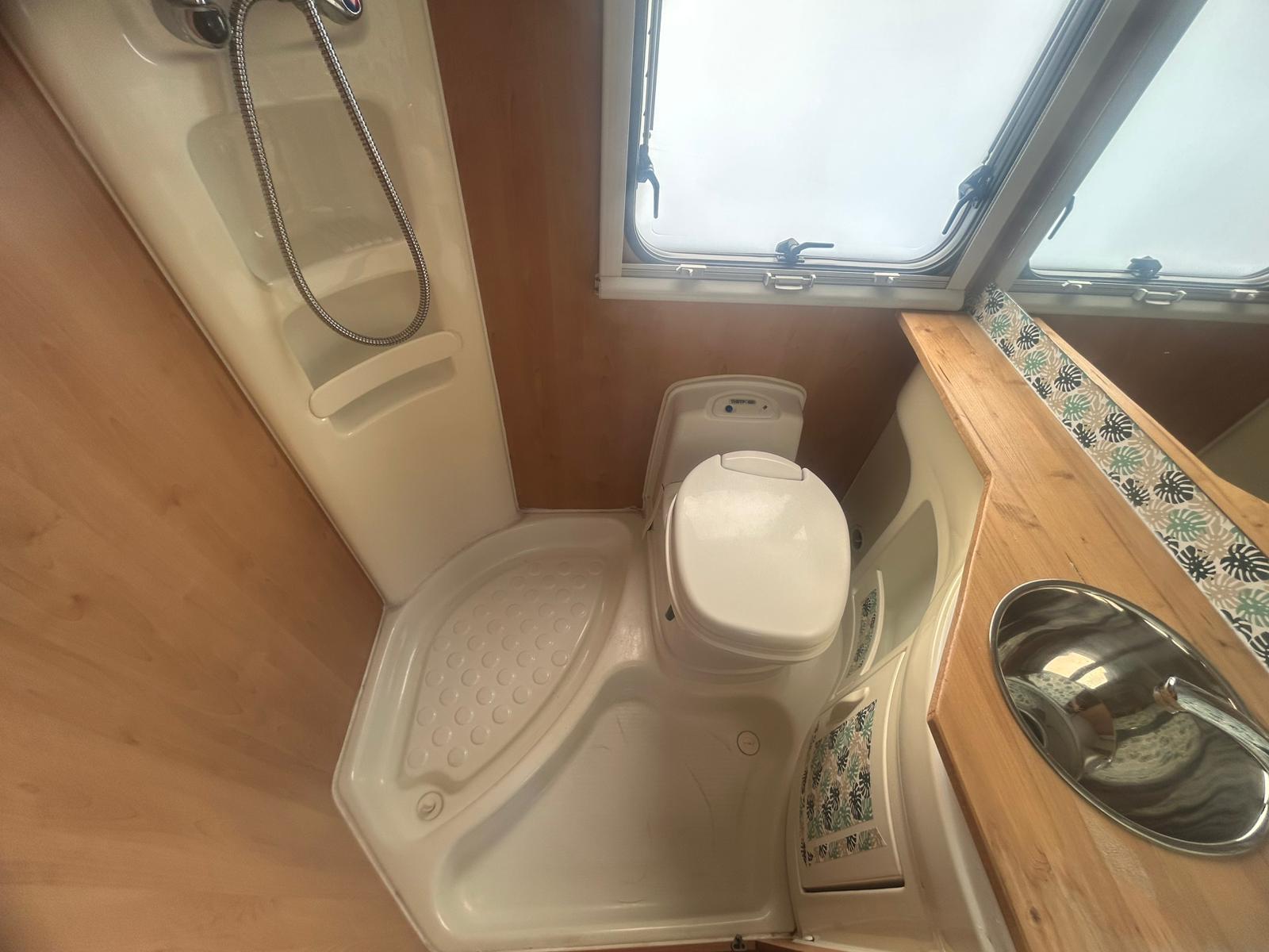 McLouis Lagan 211 (3)