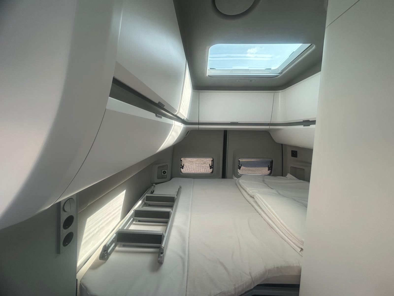 WhatsApp Image 2026-04-16 at 15.46.00