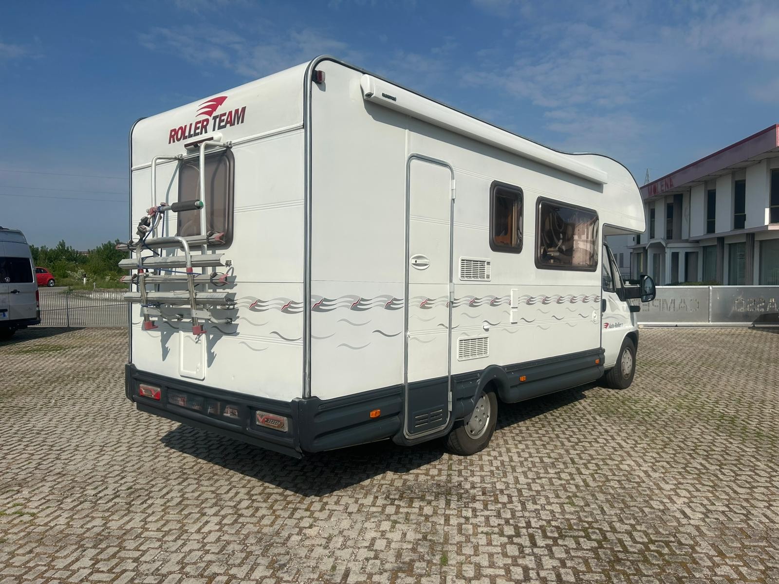 WhatsApp Image 2026-04-18 at 10.08.22